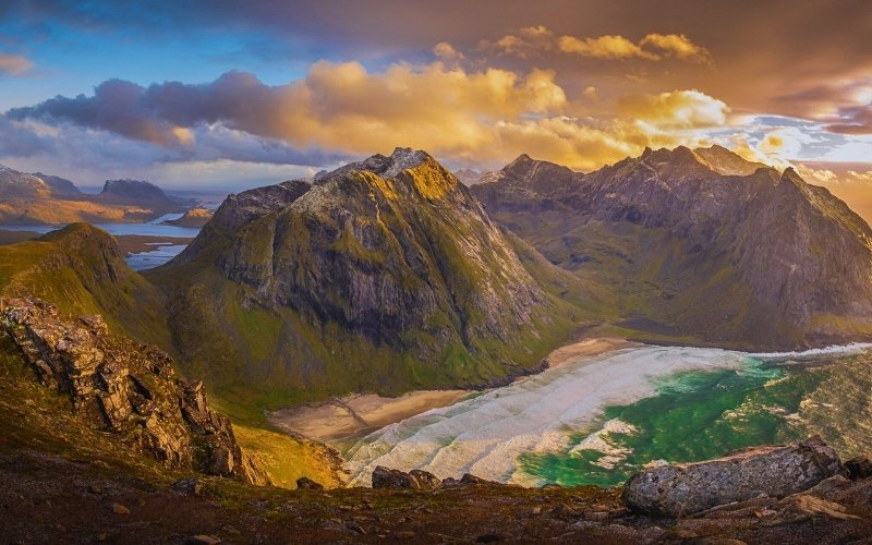 Kvalvika beach