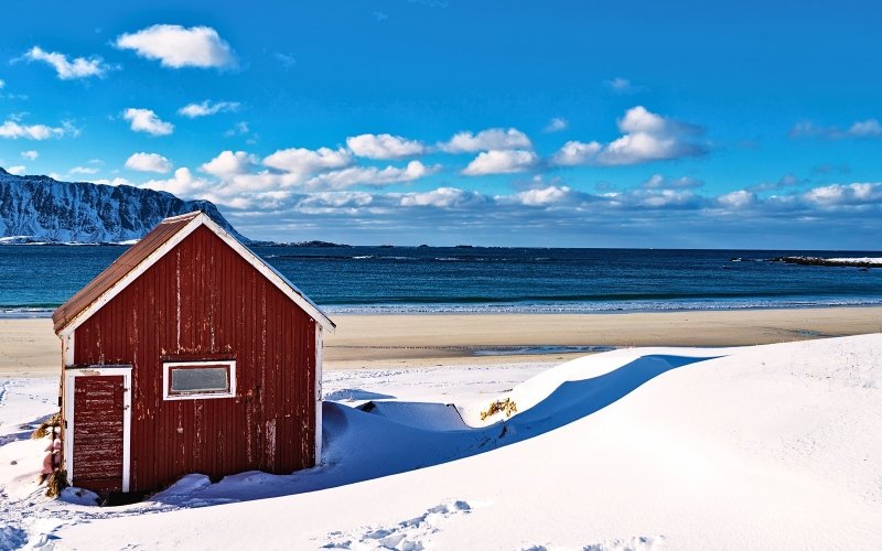 Rambergstranda Beach